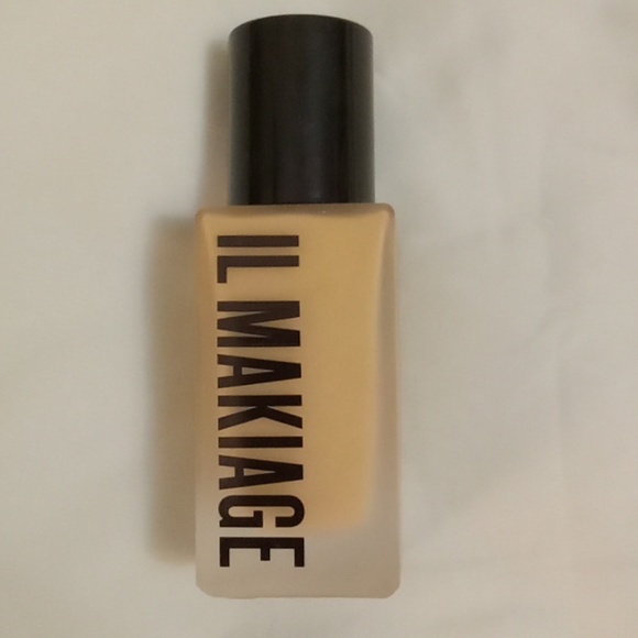 IL MAKIAGE Makeup Makeup Poshmark